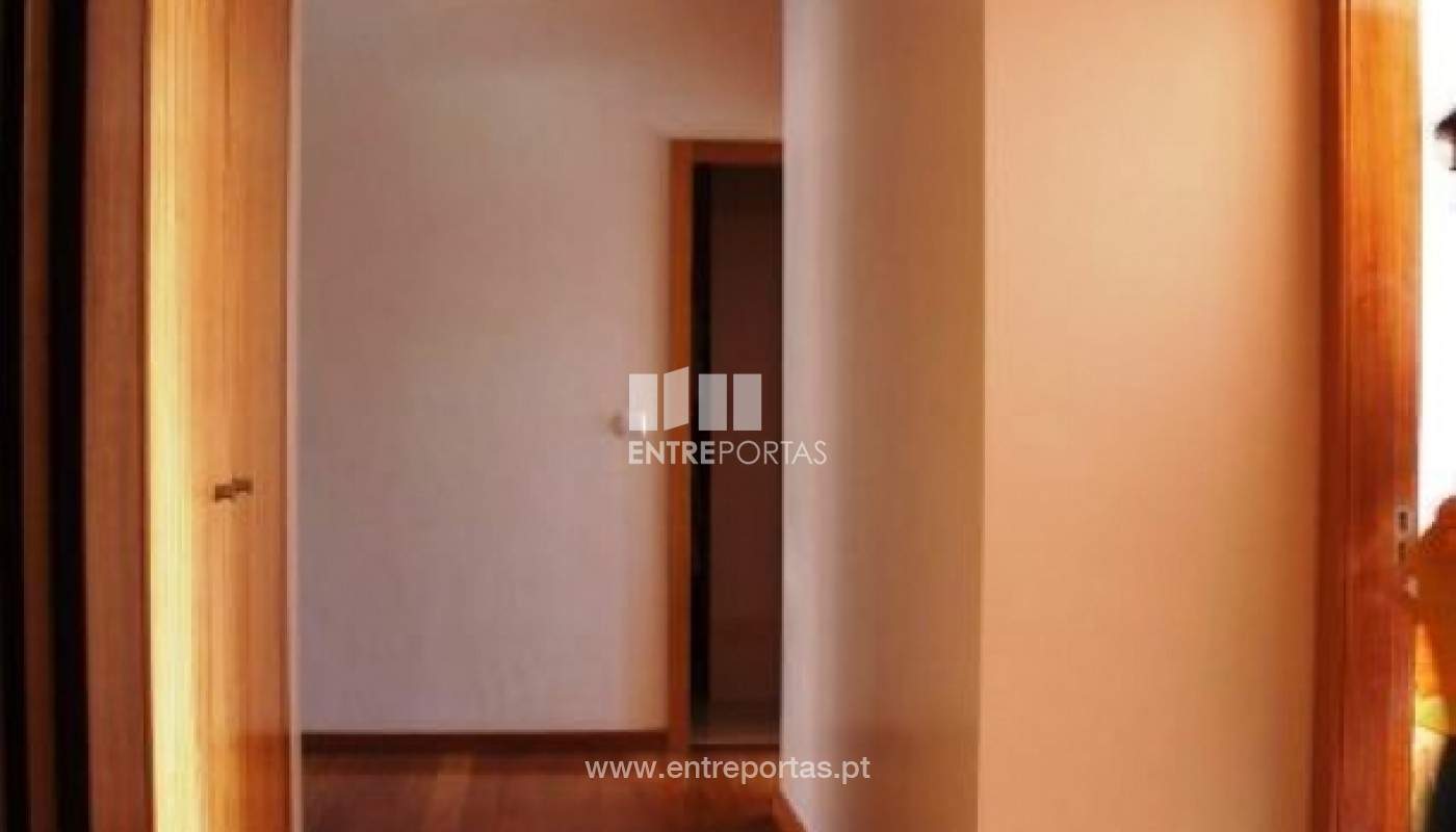 457200-11jpg