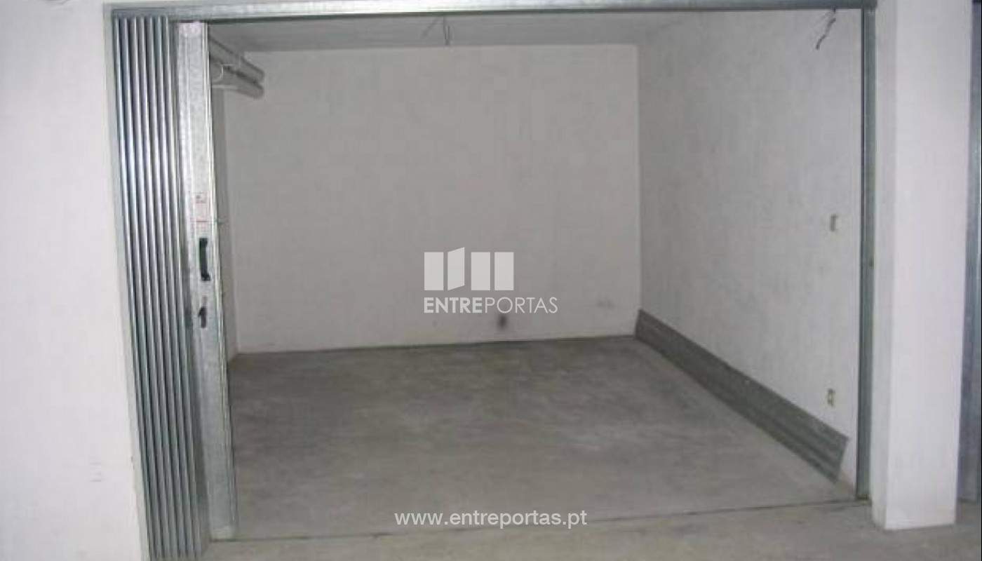 525032-11589jpg