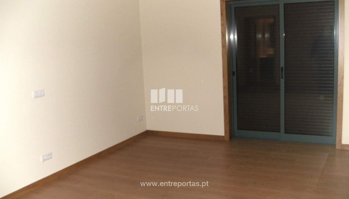 567951-14974jpg