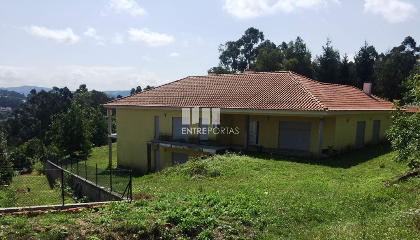 Venda de moradia V5 isolada, Anais, Ponte de Lima
