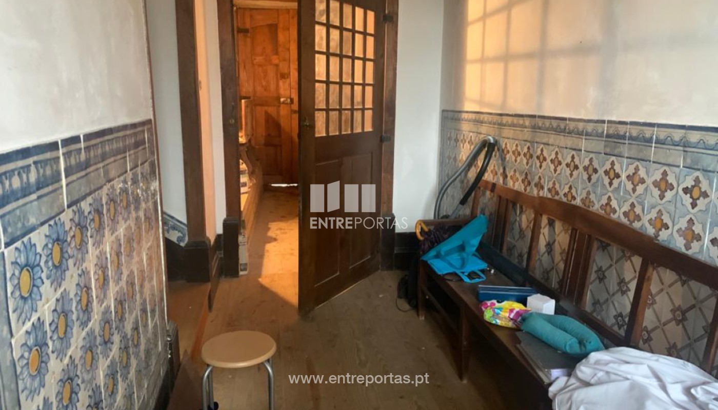 House in Roussas - Image 5