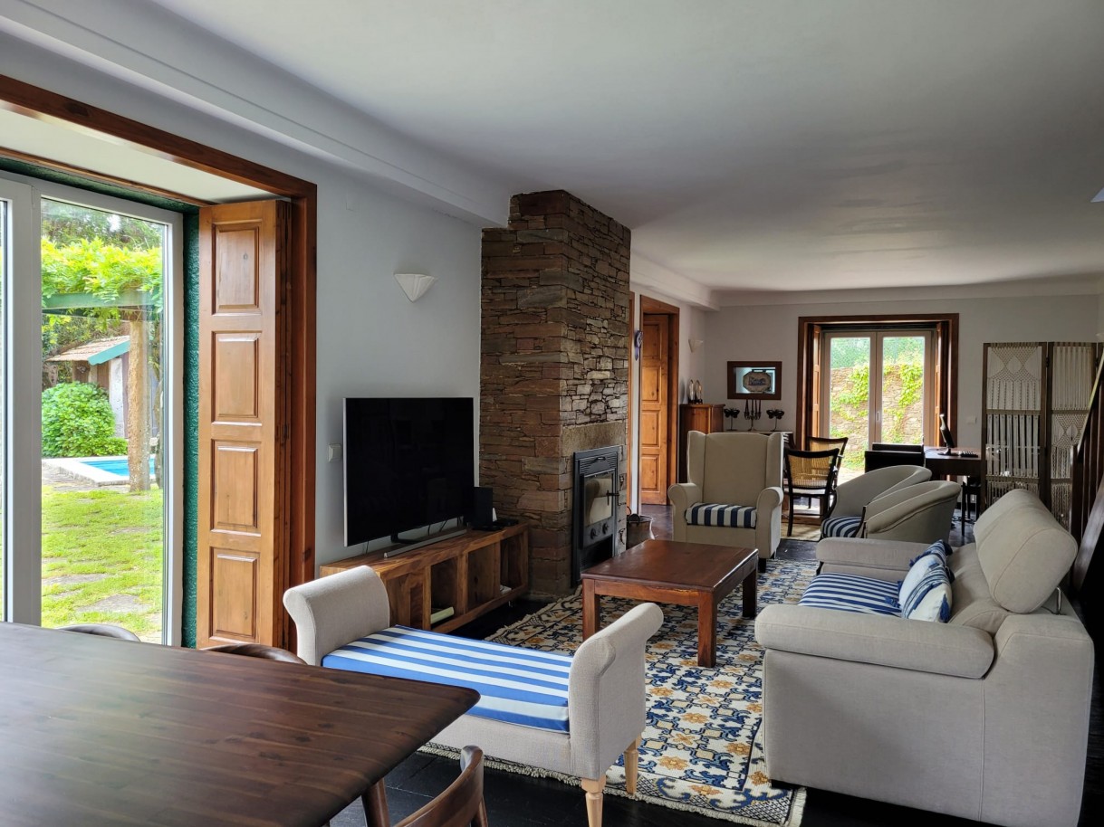 living-room-2jpg