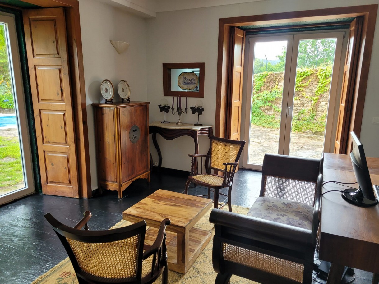 living-room-3jpg