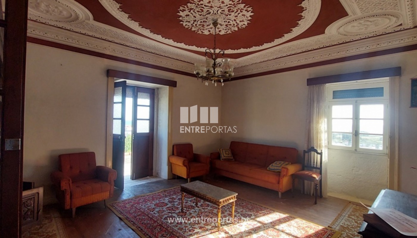 House in Areosa - Image 5