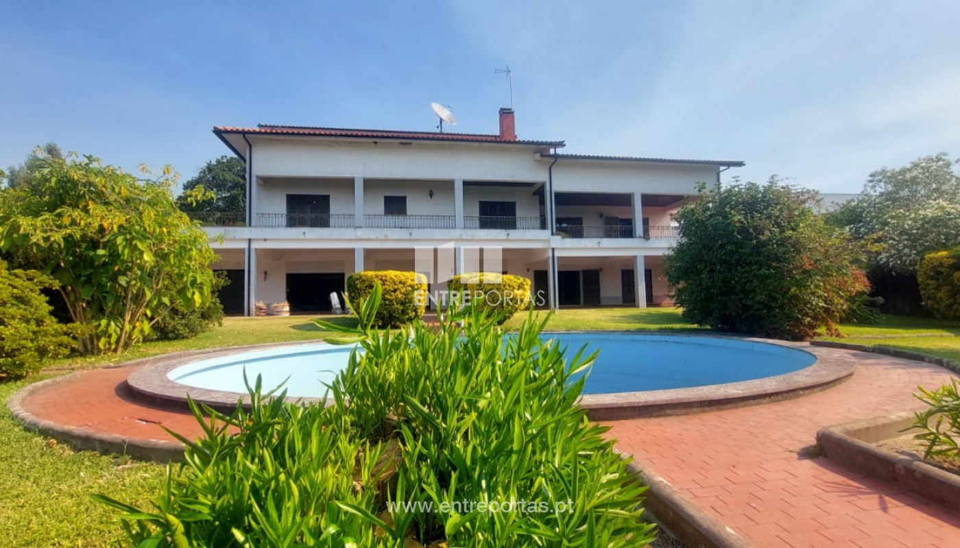 House in Viana do Castelo - view 1
