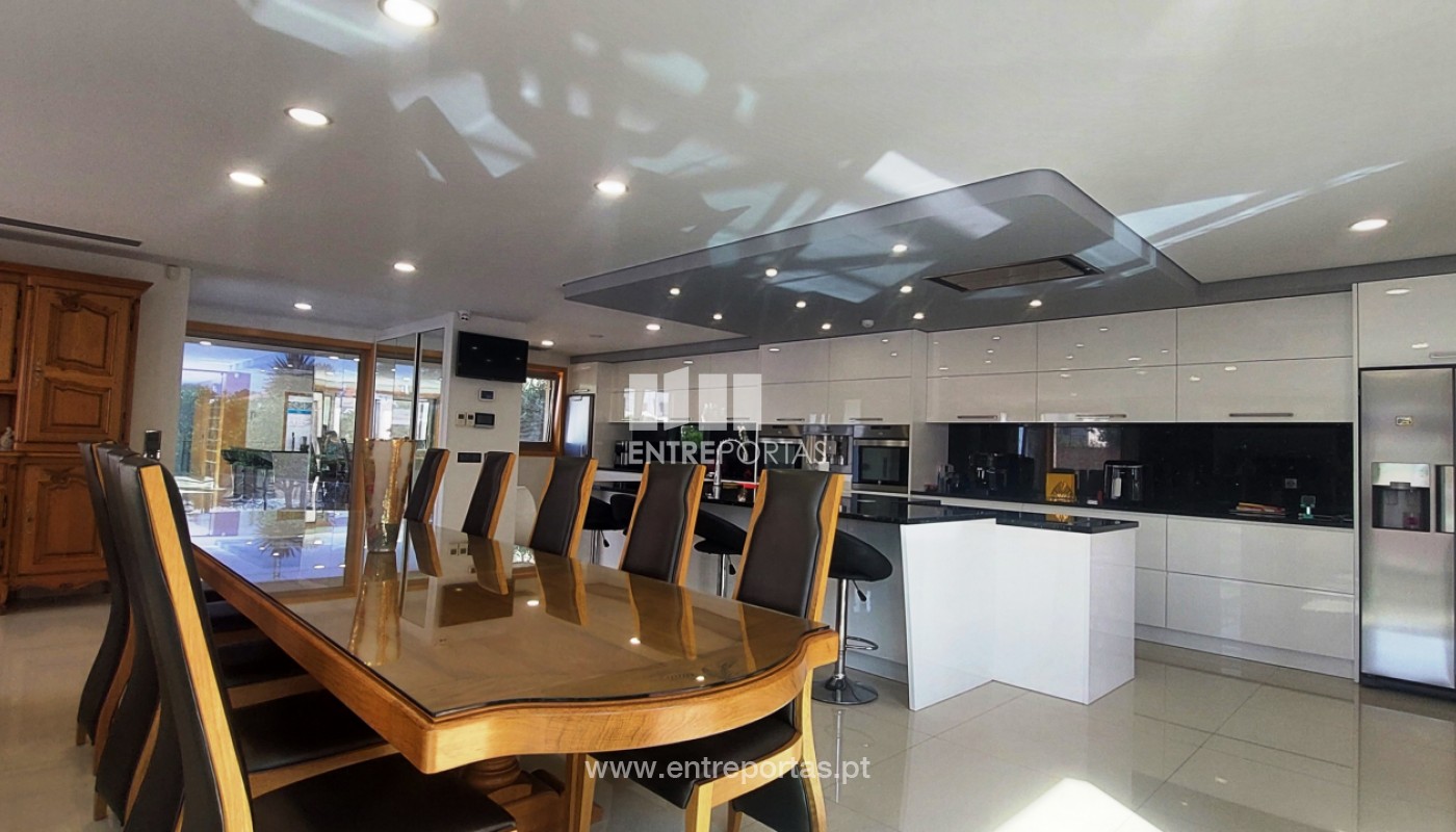 House in Viana do Castelo - Image 5