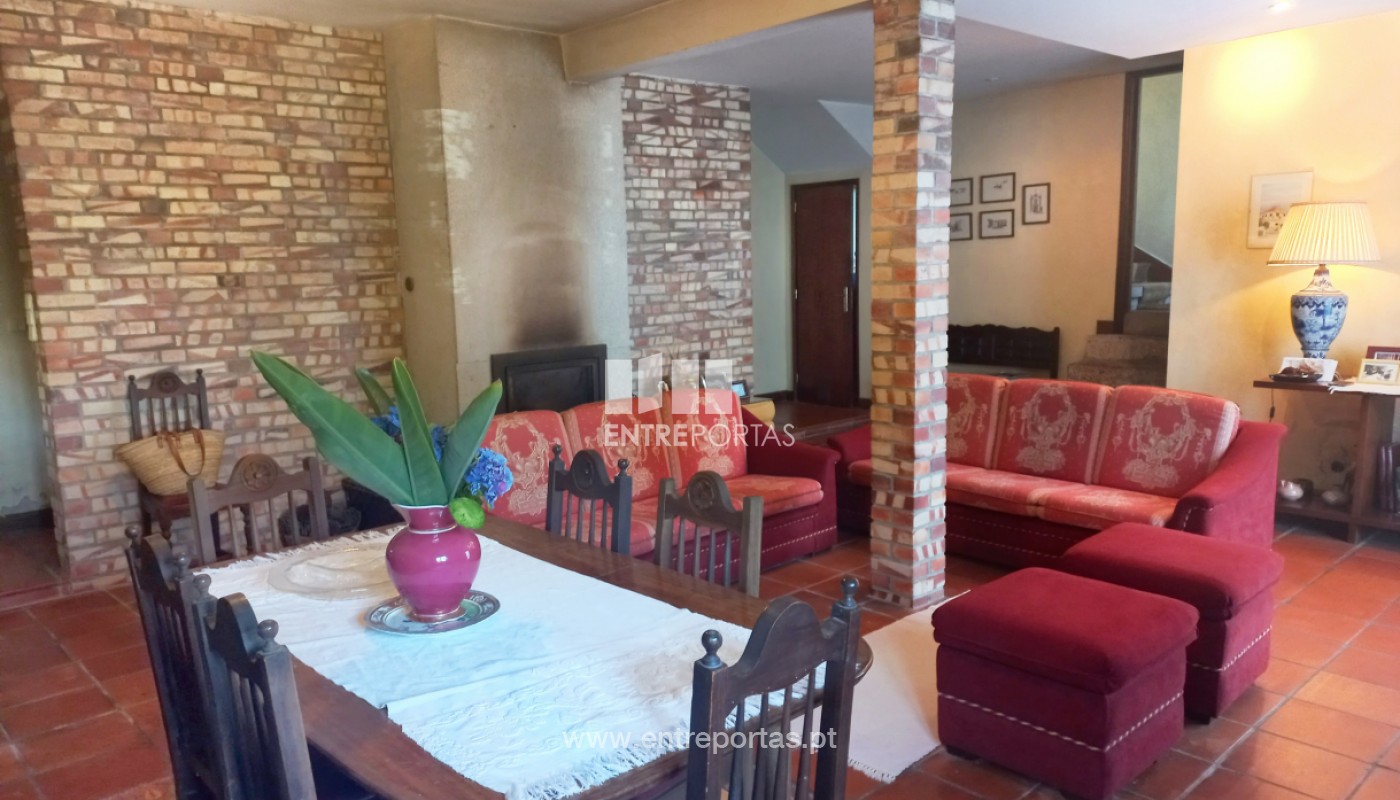 House in Meadela - Image 2