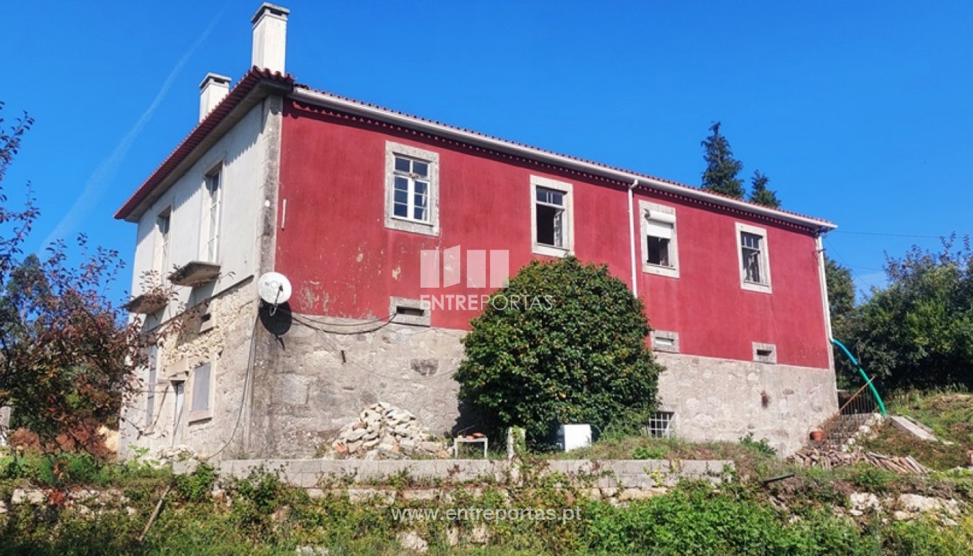 House in Viana do Castelo - Image 2