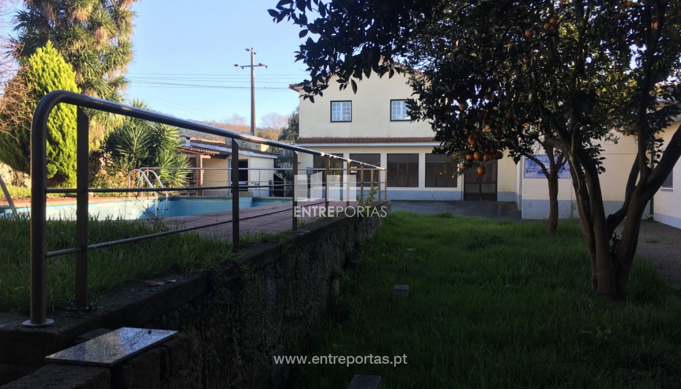 House in Vila Franca - Image 3