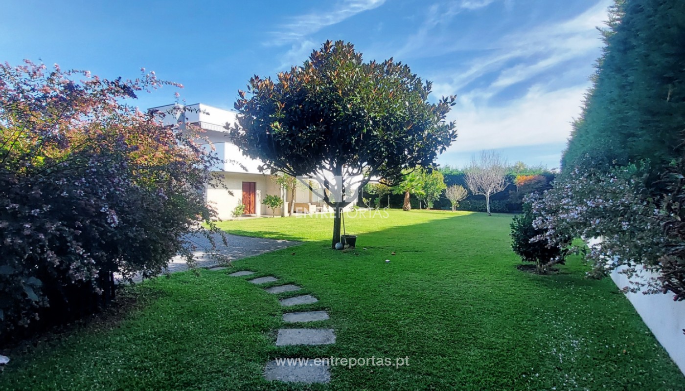 House in Anha - Image 4