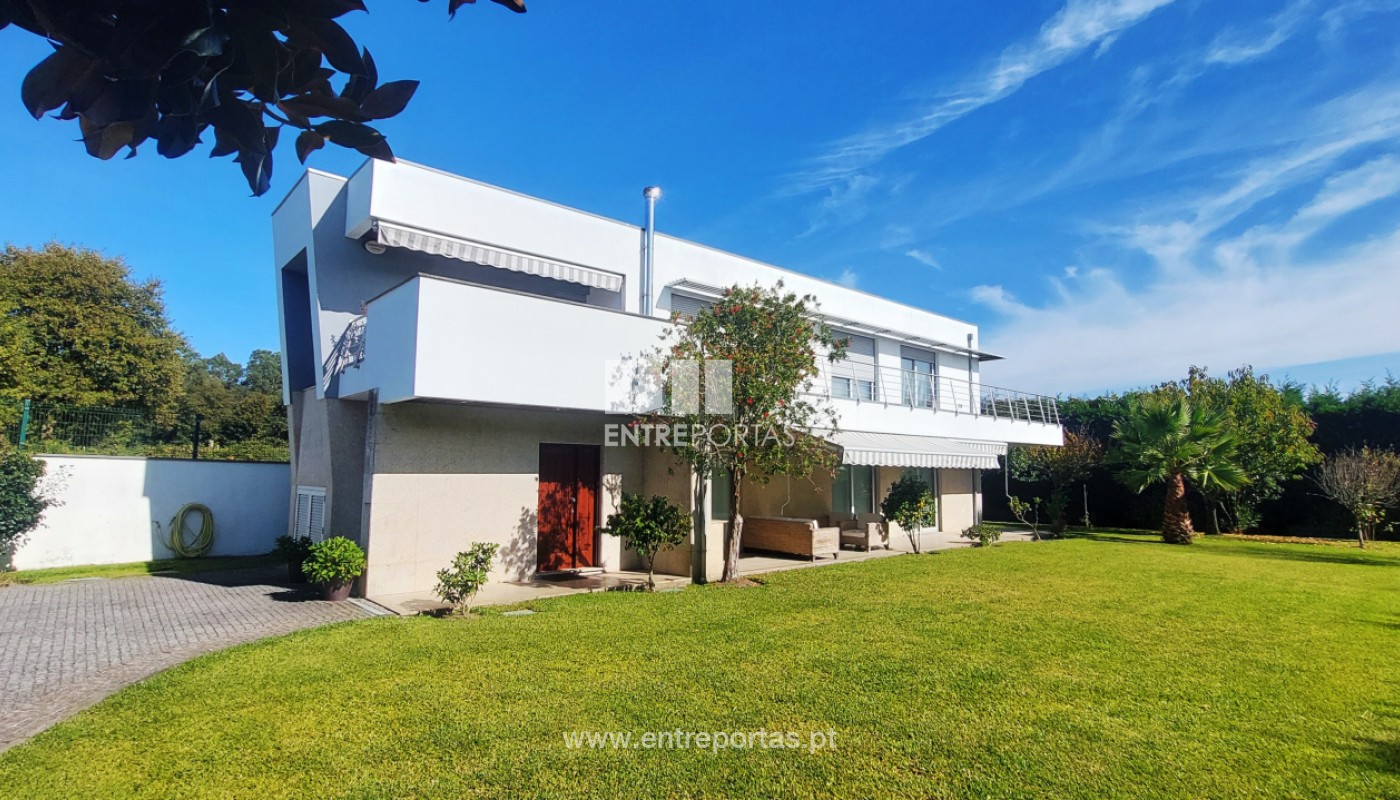 House in Anha - view 1