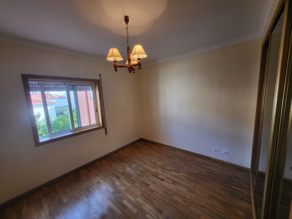 0fe72e46-a4ff-46a3-90a7-4b16fe6ed9fdjpeg