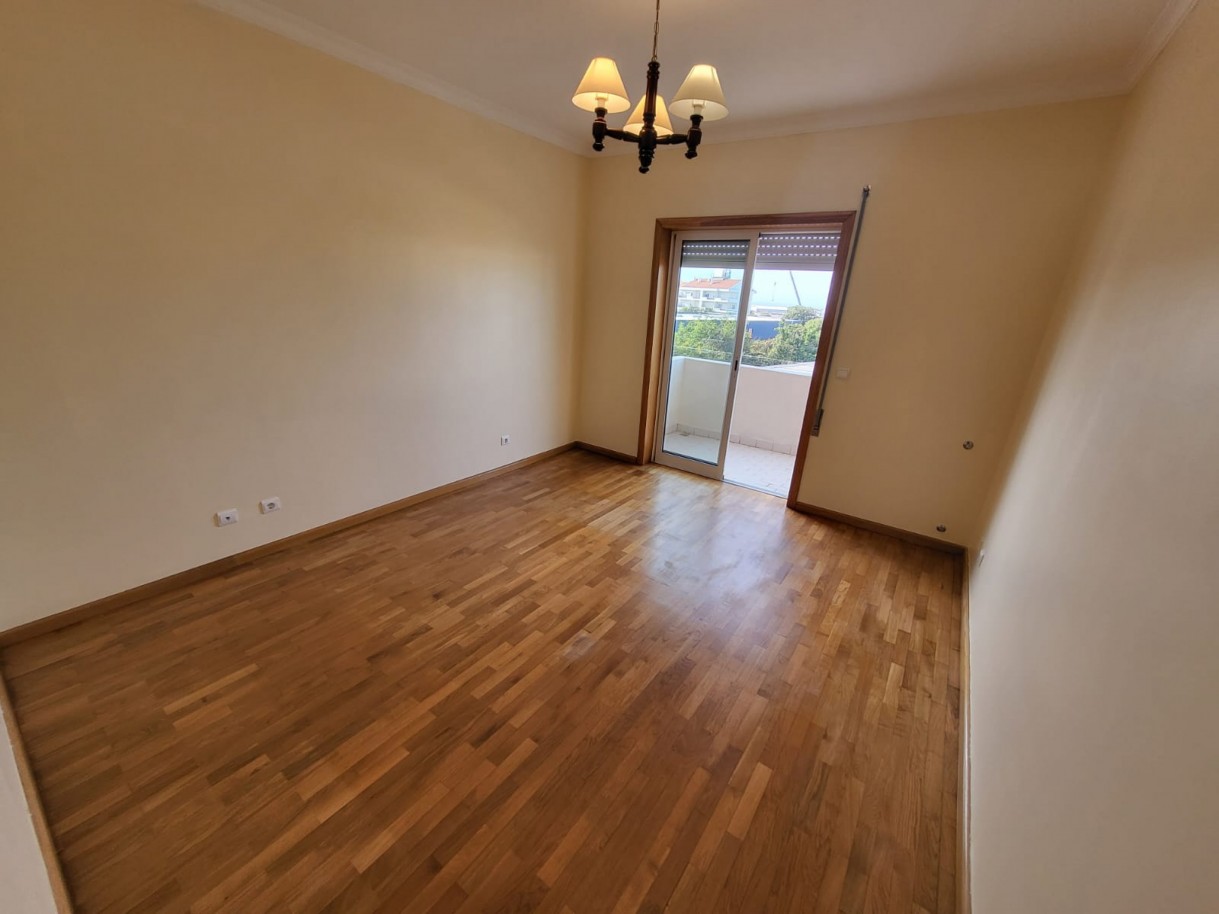 12d6265e-f5d9-45a0-9a77-38d3478f3e5ajpeg