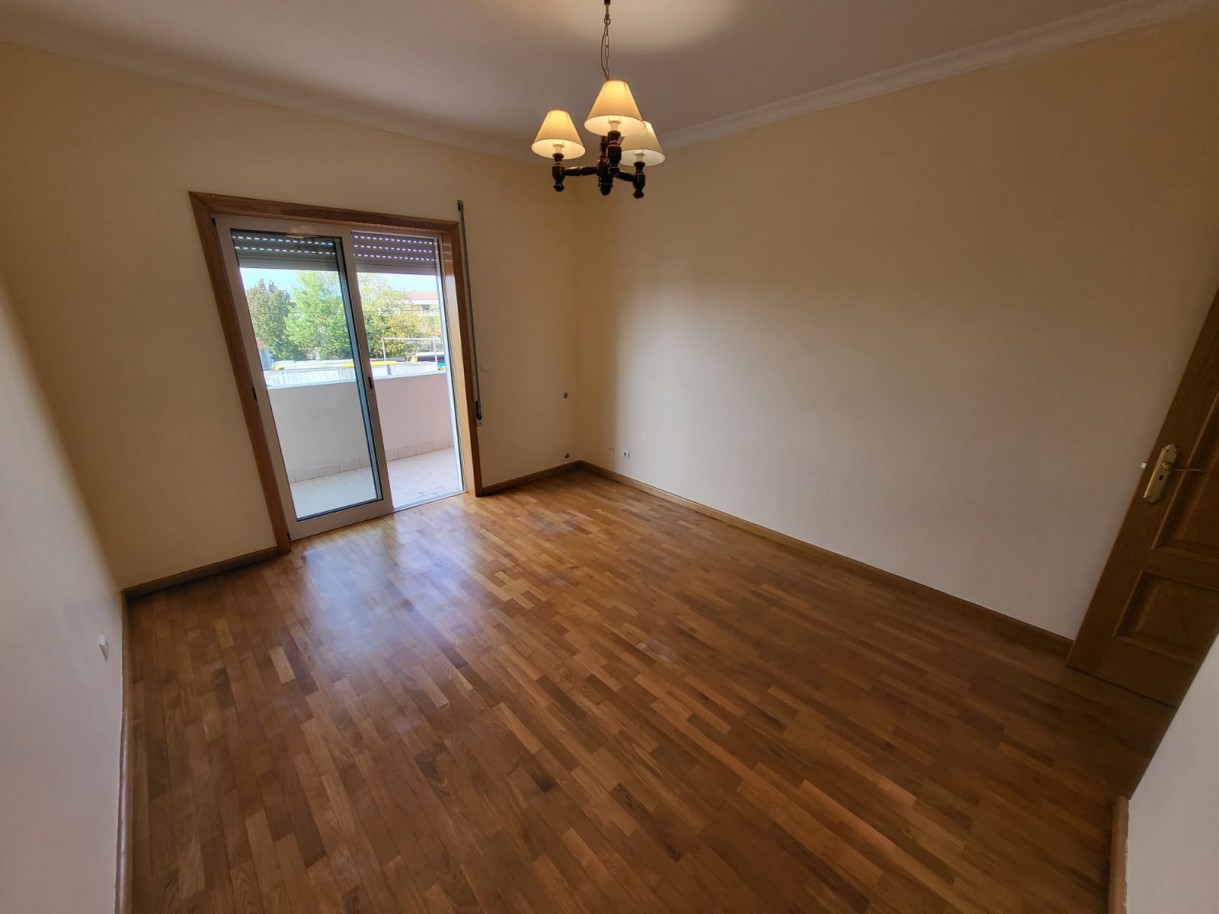 b01c8544-881e-4d8f-a402-118e21b04610jpeg