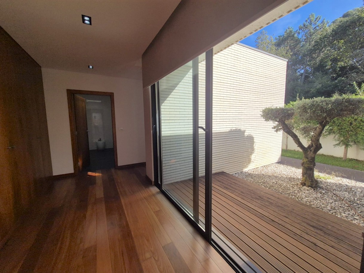 whatsapp-image-2025-10-14-at-162524-5jpeg