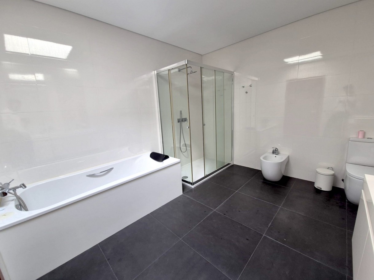 whatsapp-image-2025-10-14-at-162524jpeg