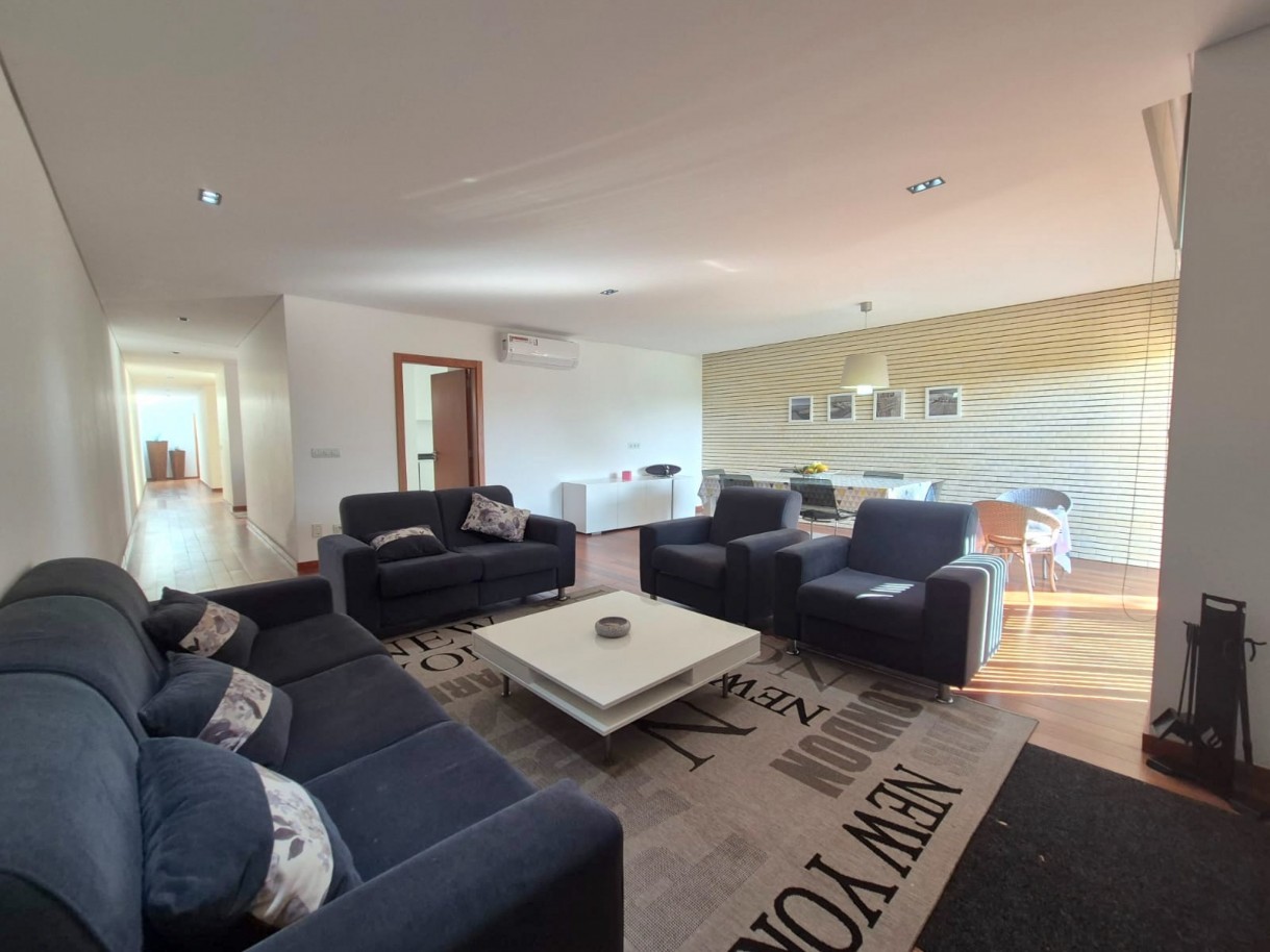 whatsapp-image-2025-10-14-at-162539-1jpeg