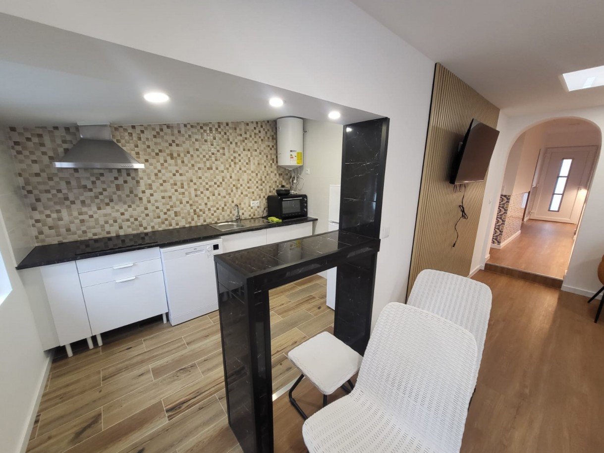 06e23fad-8ff6-474b-94de-4aeba95f24acjpeg