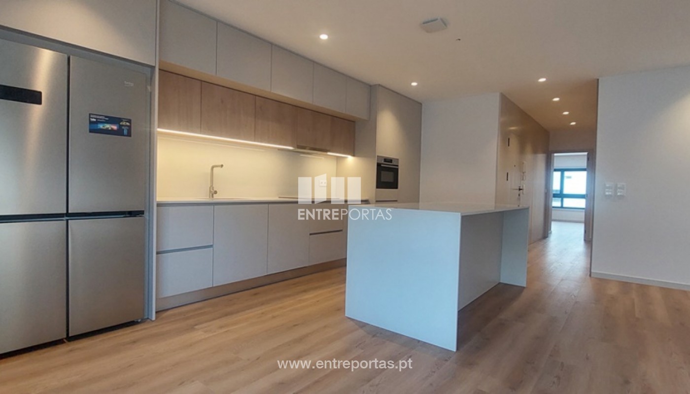 House in Meadela - view 1