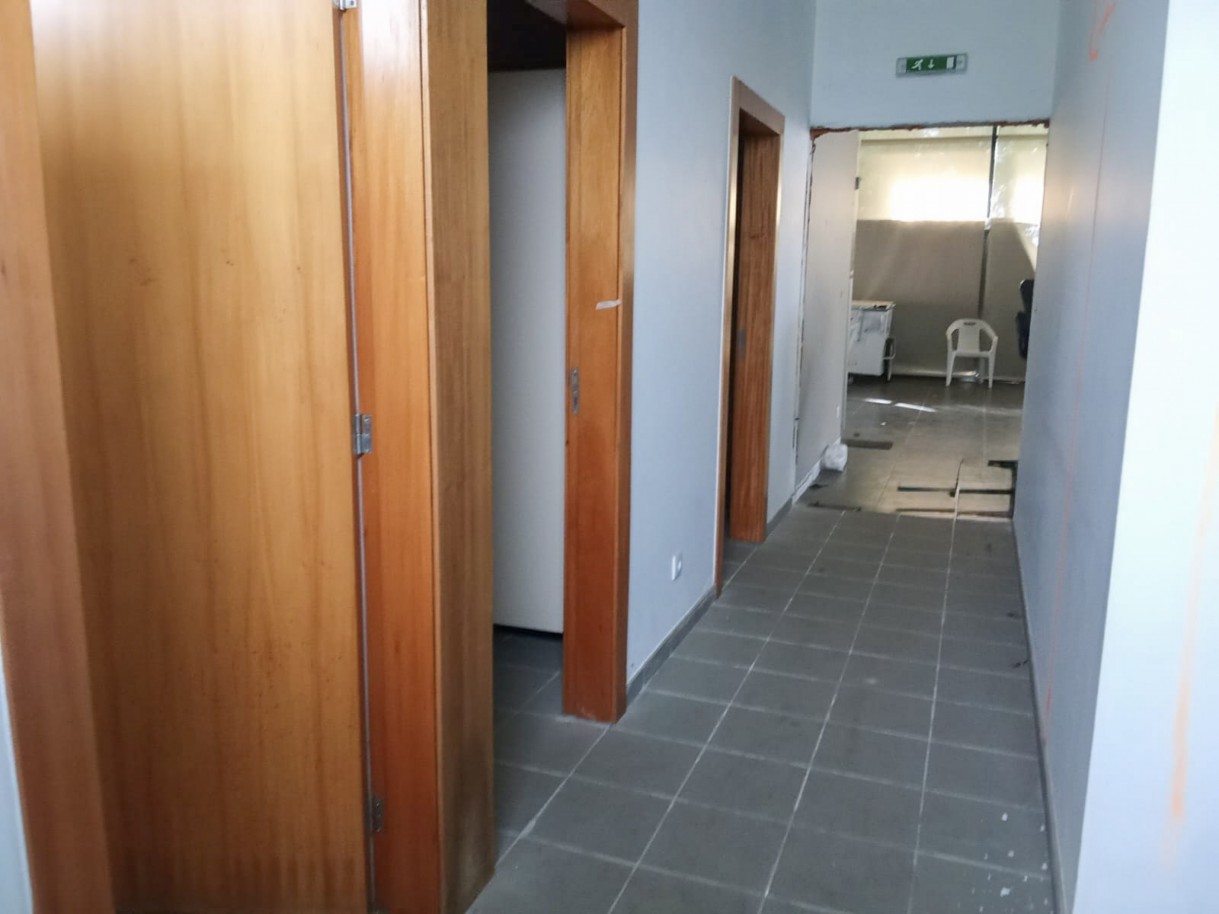 24-whatsapp-image-2025-12-02-at-13jpg