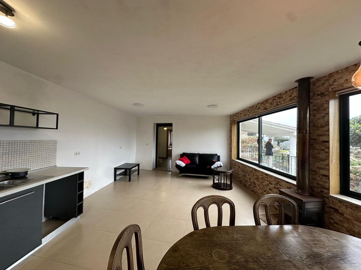 41b051d5-368b-43ce-a241-d5ff39257703jpeg