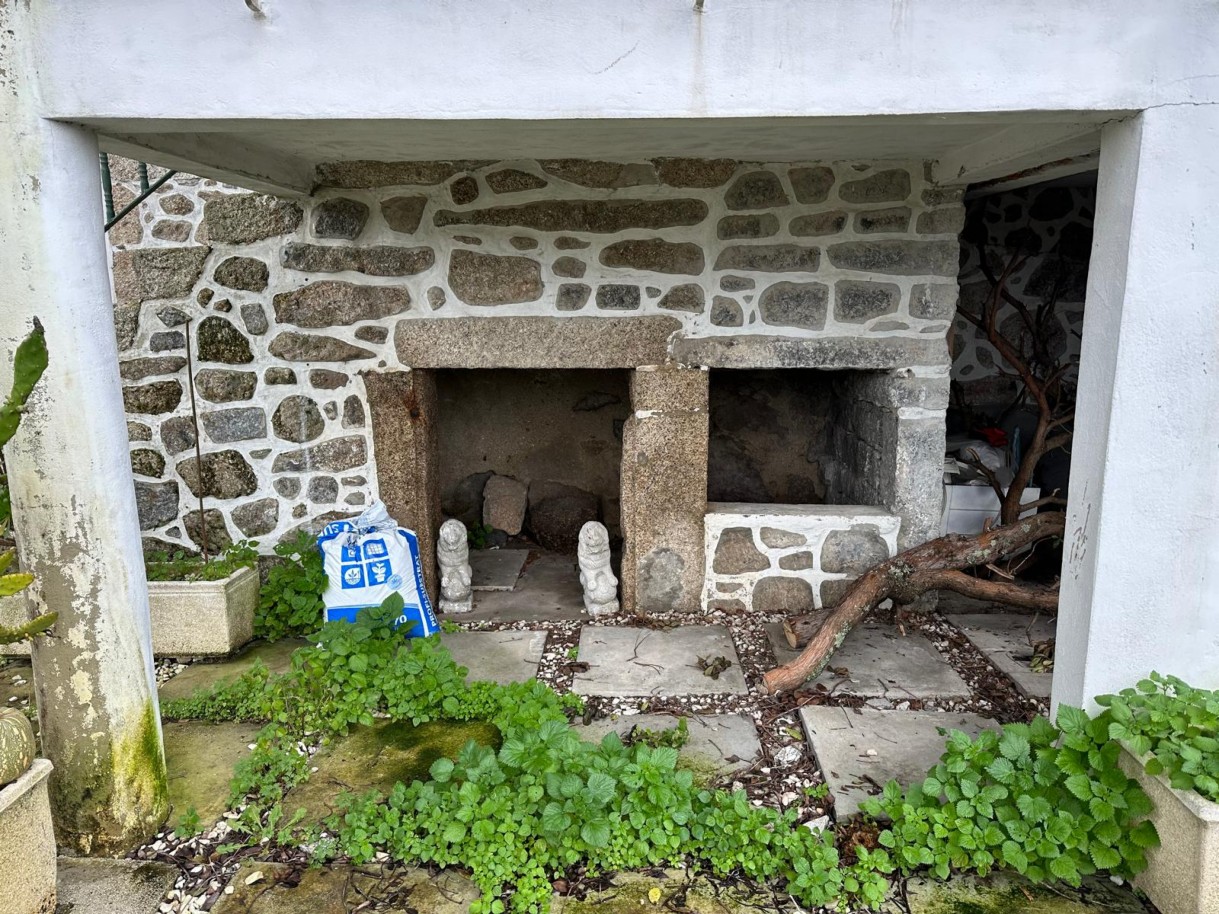 e0f625d3-d6f9-49d1-ba0b-cdfd1e94f2a6jpeg