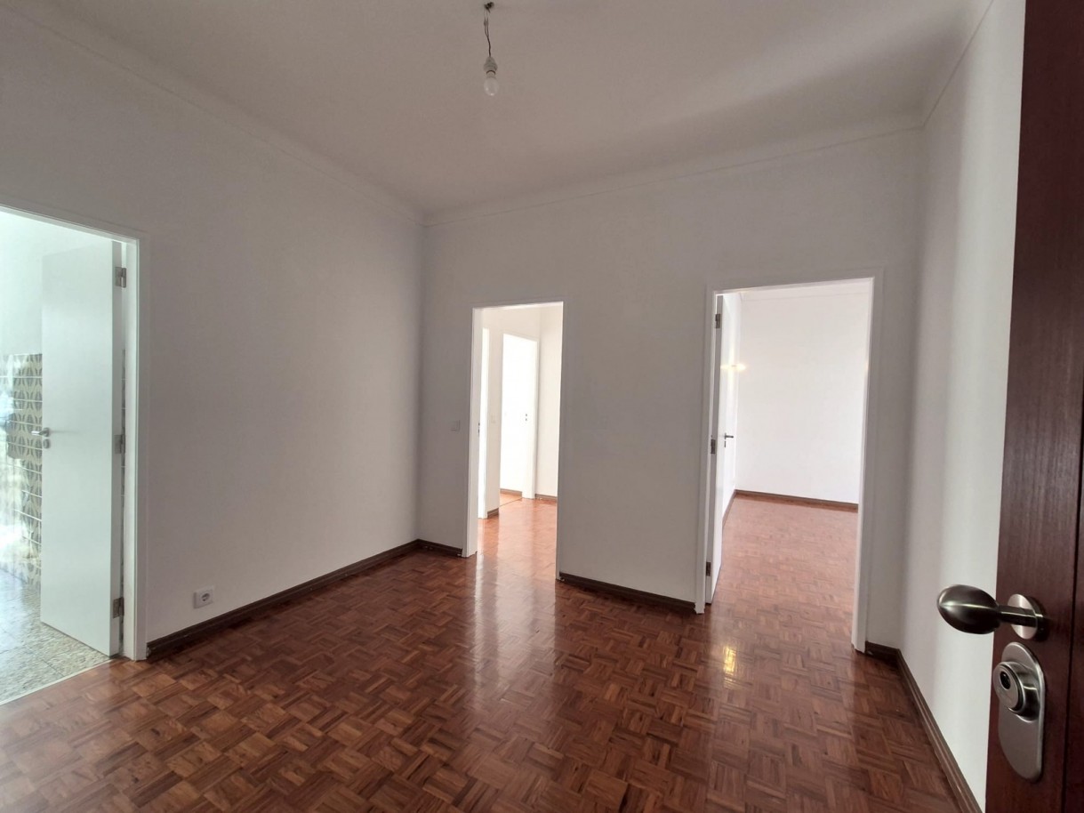 whatsapp-image-2025-11-26-at-154603-16jpeg