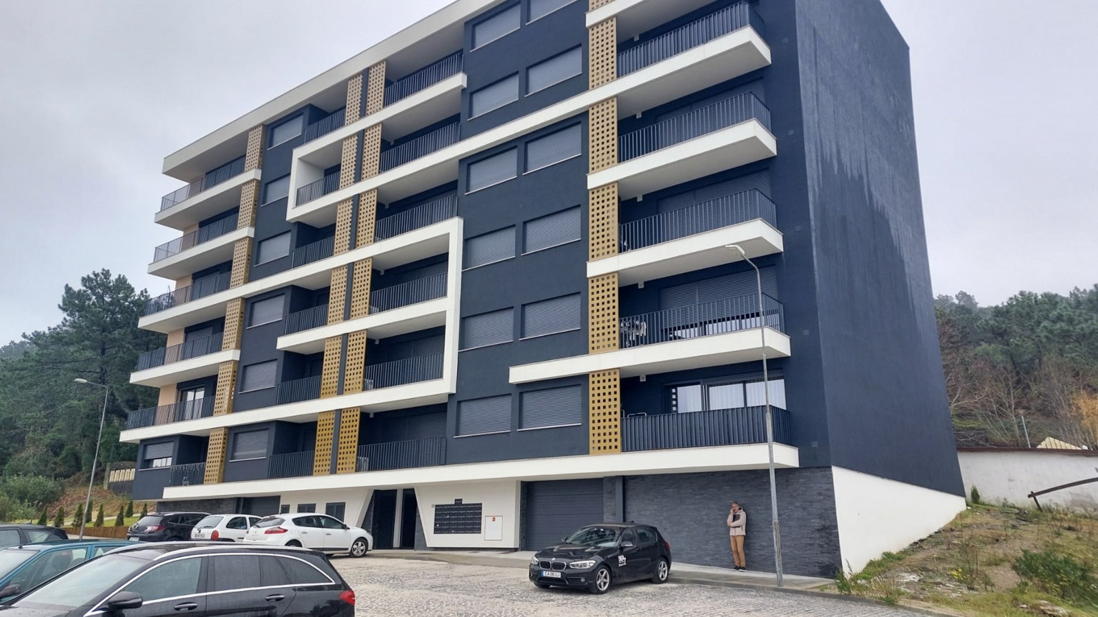 18-d33b17b8-4976-4a0d-af31-390a2e97bb5fjpg