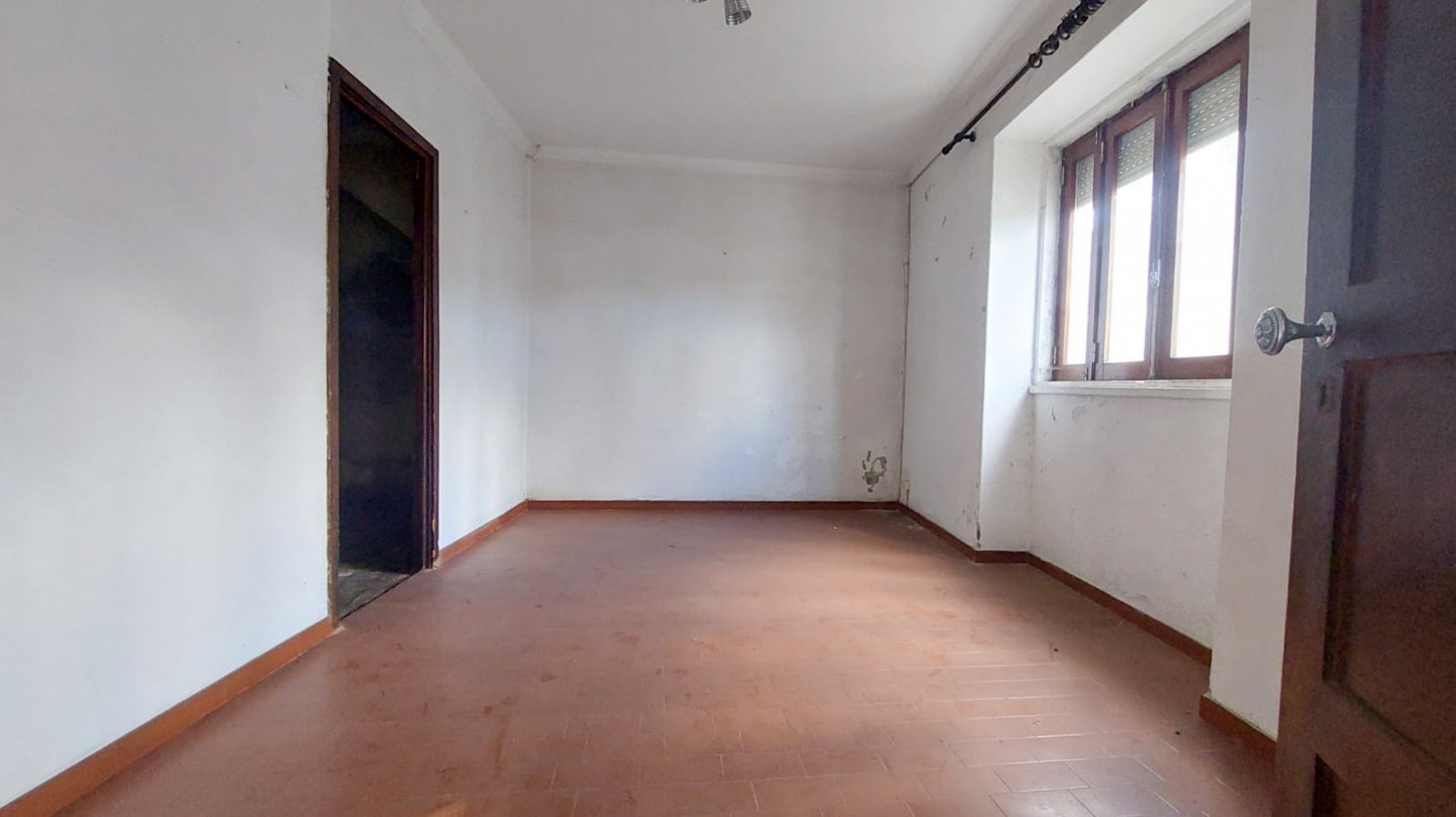 1-6280721f-59f0-40a9-83a0-a0258520f05a-1jpg