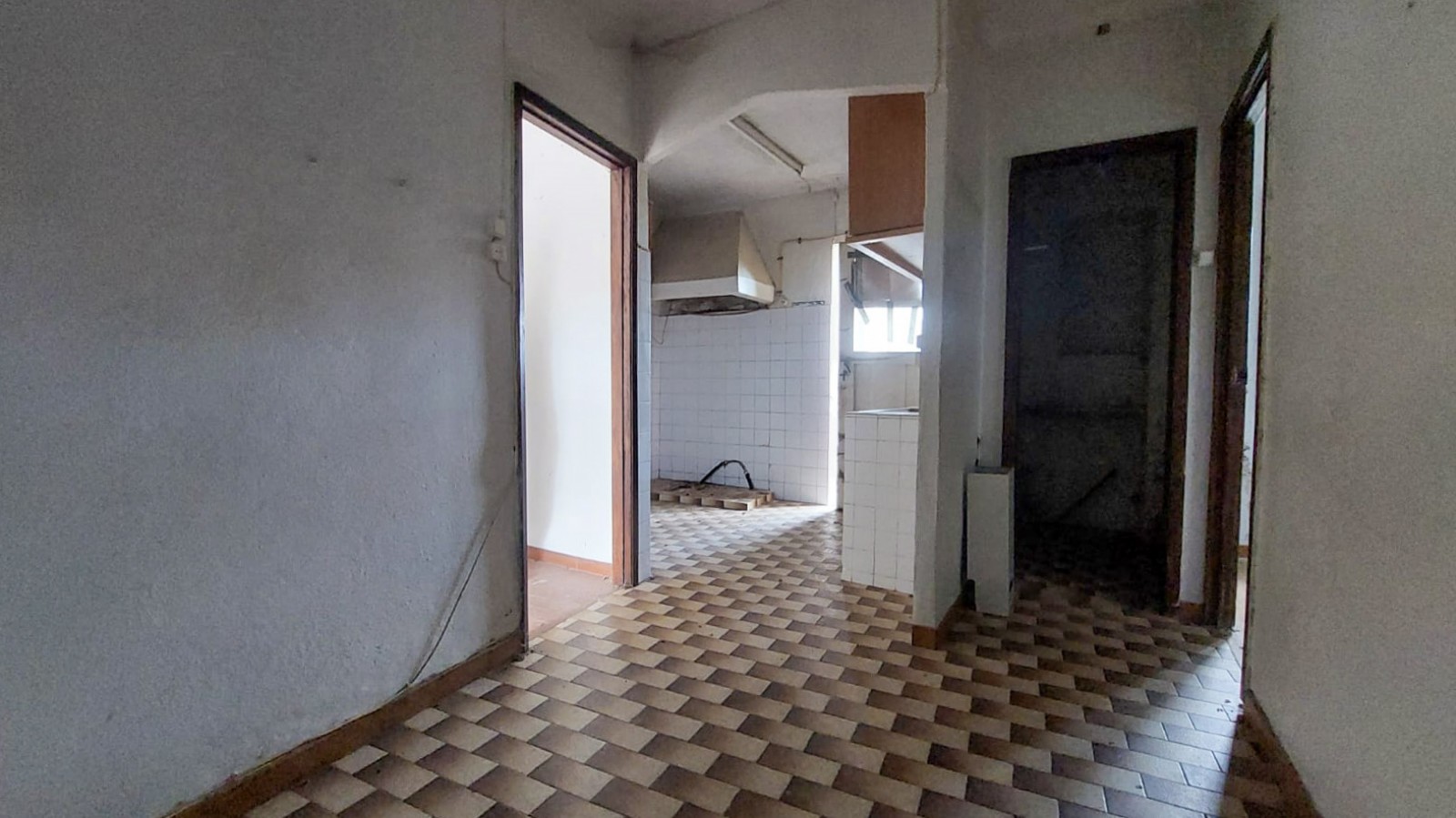 4-7db3601c-113d-43a2-aa6b-af6dedf019fbjpg