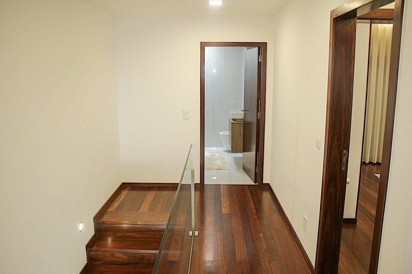 54-whatsapp-image-2026-02-13-at-18jpg