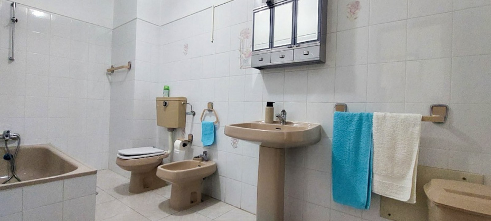 8-whatsapp-image-2026-02-19-at-15jpg