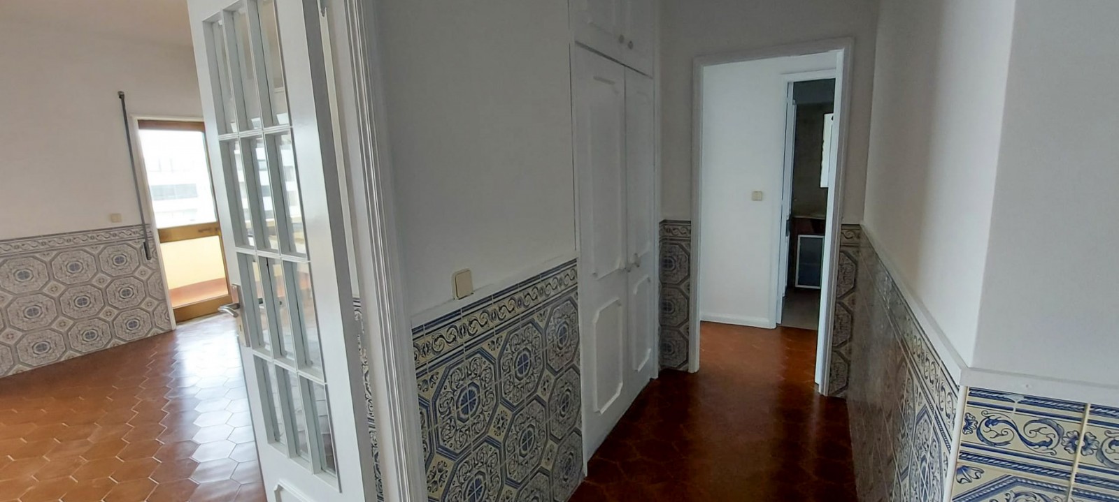 4-f3980541-91b0-4310-a097-85381cf8f7d2jpg