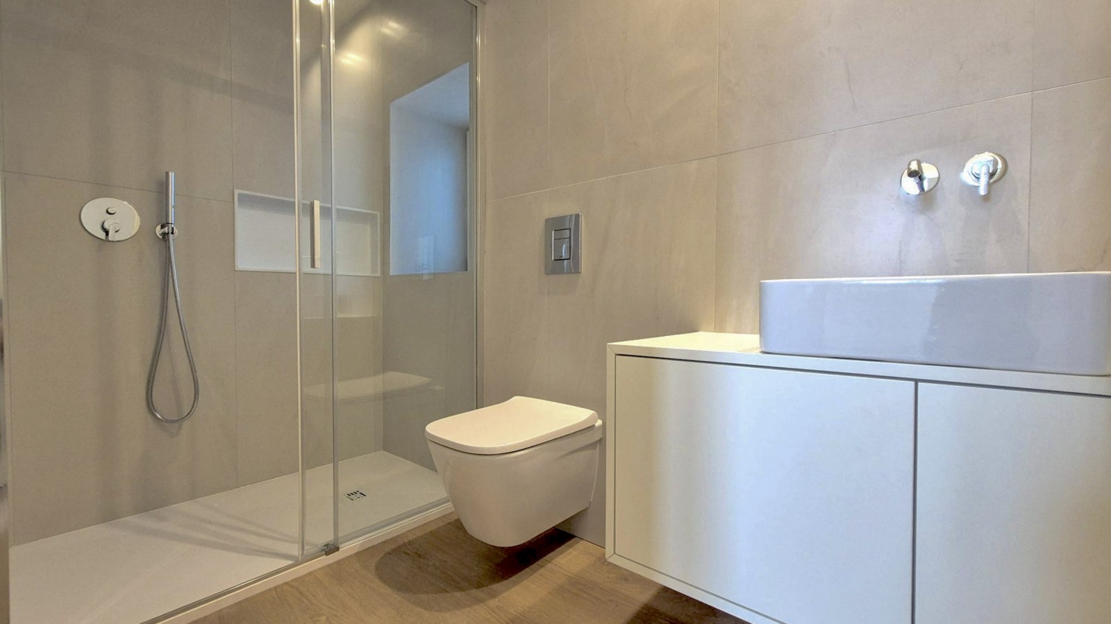 9-whatsapp-image-2026-02-20-at-14jpg