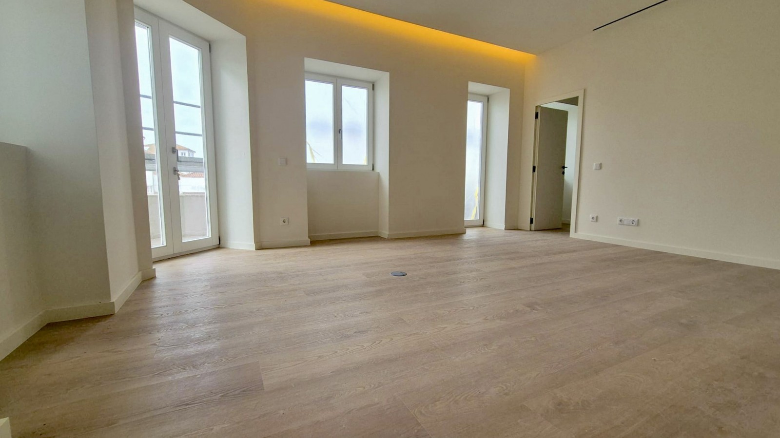 15-whatsapp-image-2026-02-20-at-14jpg