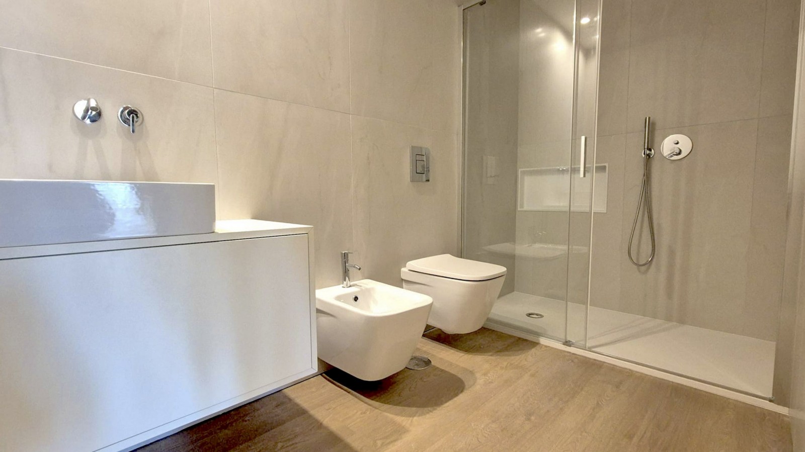 17-whatsapp-image-2026-02-20-at-14jpg