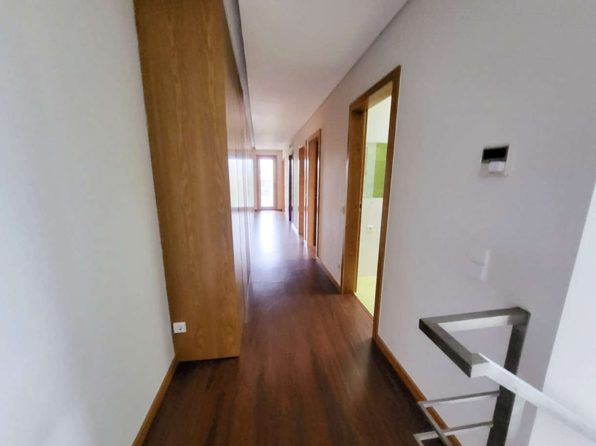 21-whatsapp-image-2026-03-04-at-16jpg