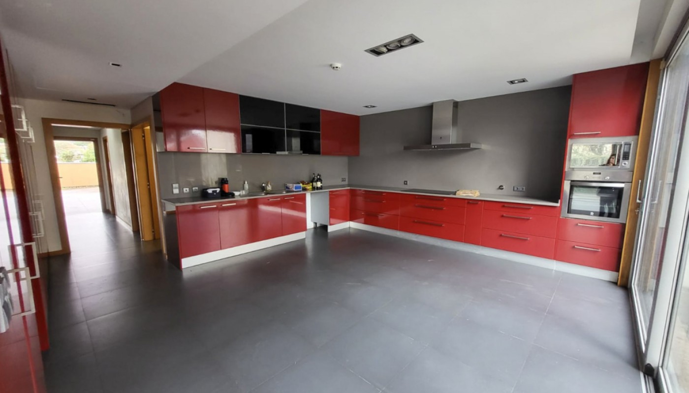 House in Meadela - view 1