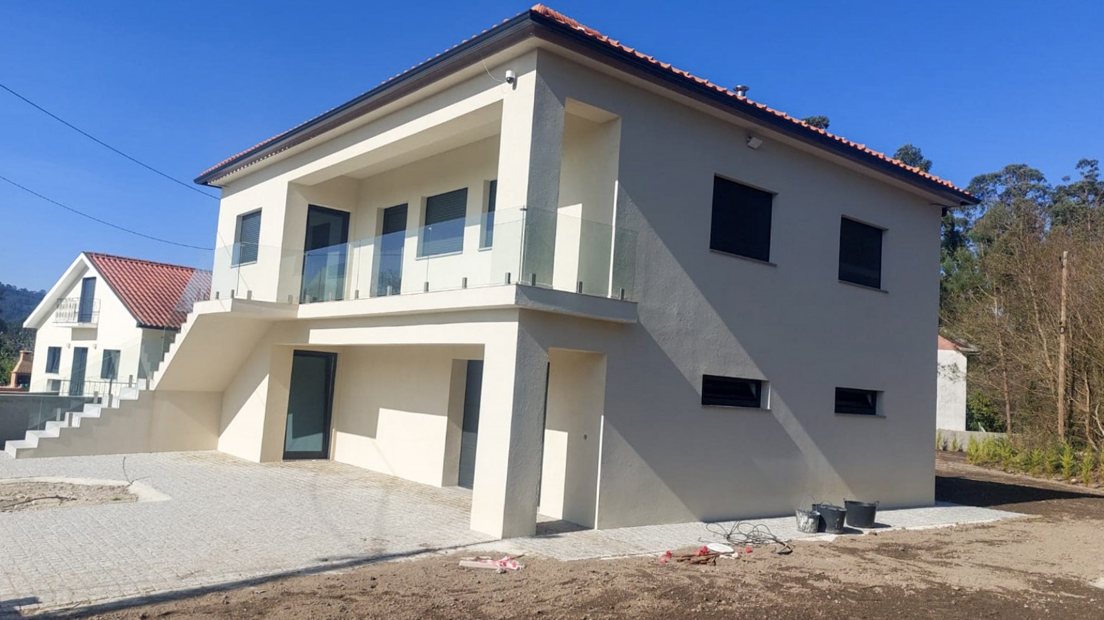 8-whatsapp-image-2026-03-17-at-15jpg