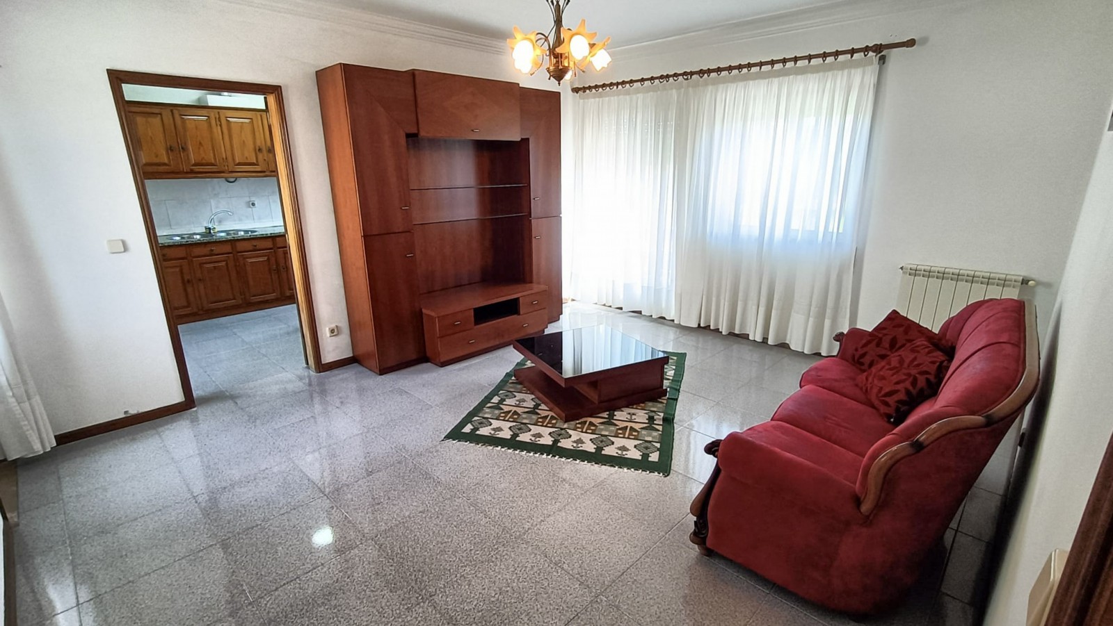 2-727109c3-f512-4d15-8a49-47bd7eda3e6cjpg