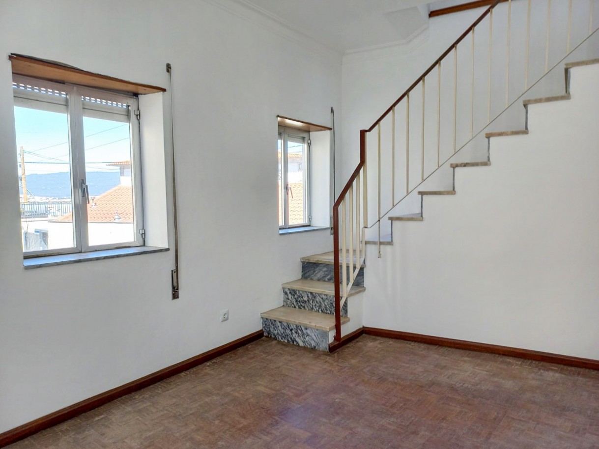 12-08b2a928-f424-4ee3-90a2-c608af65ecbdjpg