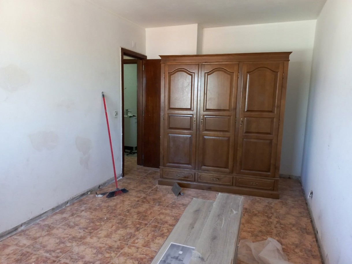 4-10005bc6-6d67-44f9-9c63-c732ce7ece14jpg