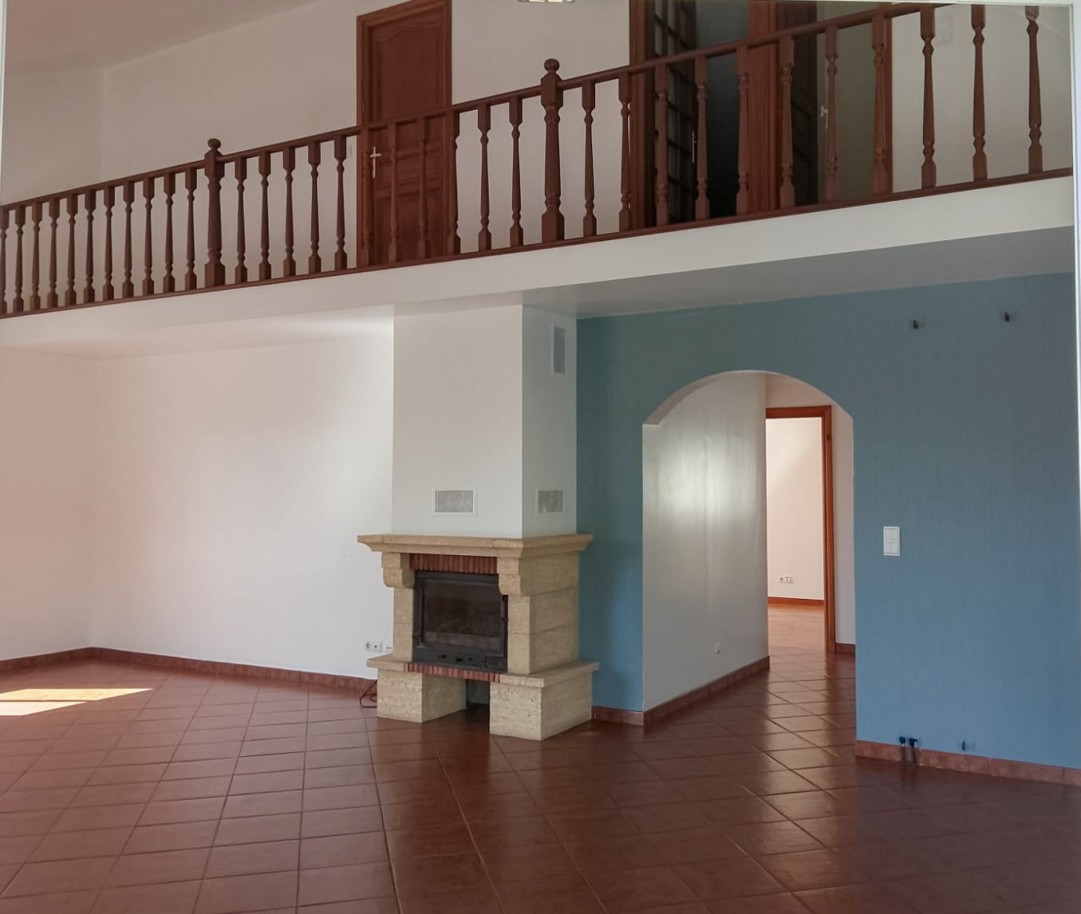 4-whatsapp-image-2026-03-30-at-10jpg