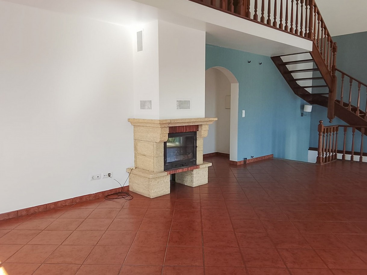 12-whatsapp-image-2026-03-30-at-10jpg