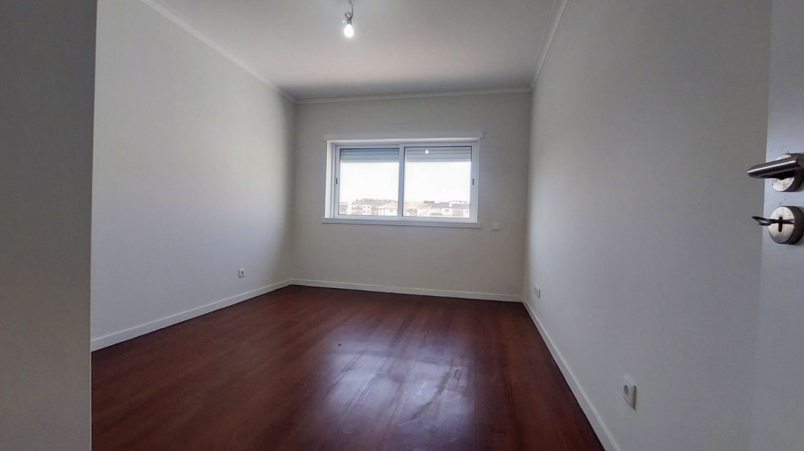 13-96df9d83-2e3d-4cde-bd90-1ad3f5e0fa1djpg