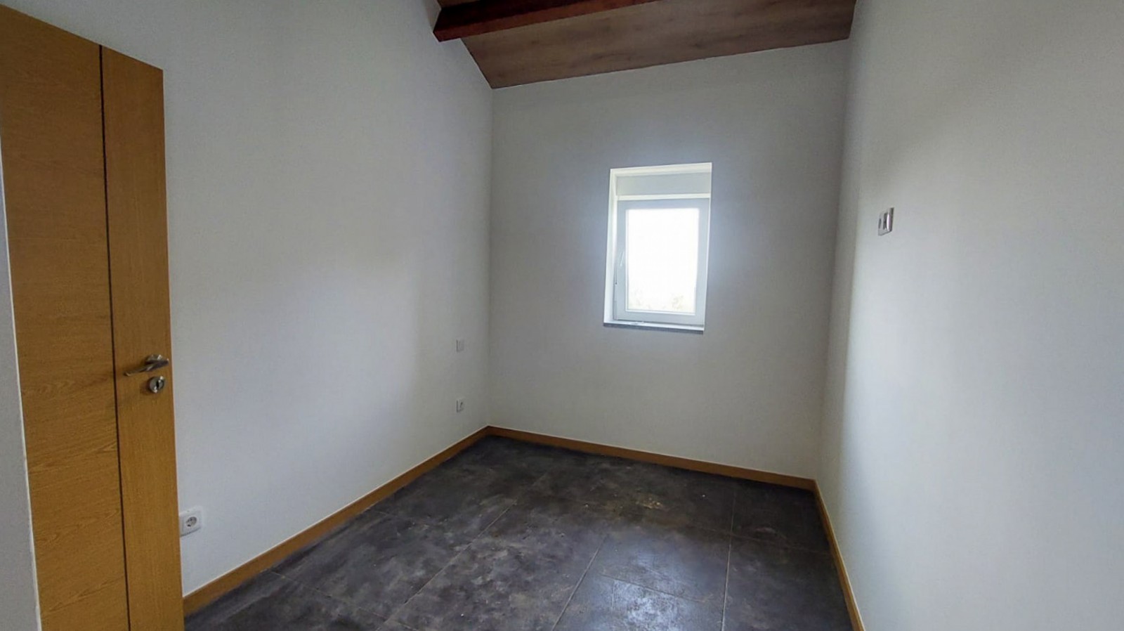 8-010882df-2fc5-4170-a3ba-bd8edce6e46cjpg